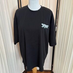 Green and Black Short Sleeve Tee with Graphic Accent